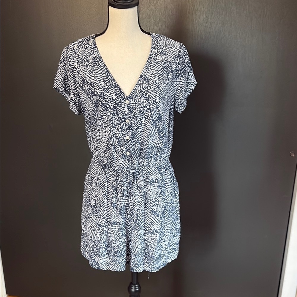 GAP Blue and White Paisley Shorts